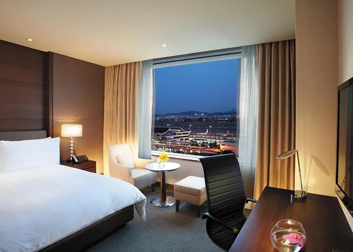 Hotel Lotte Gimpo Airport 4*